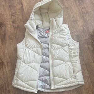 Columbia Women's Hooded Puffer Vest